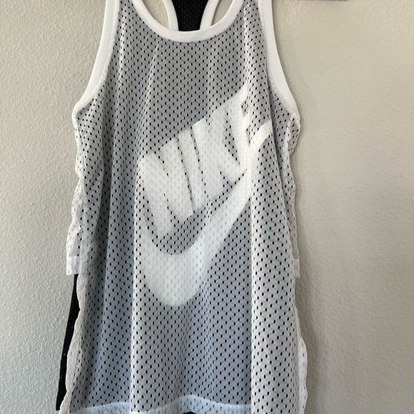 Like New! Nike Muscle 💪🏼 Tank! - Picture 3 of 7